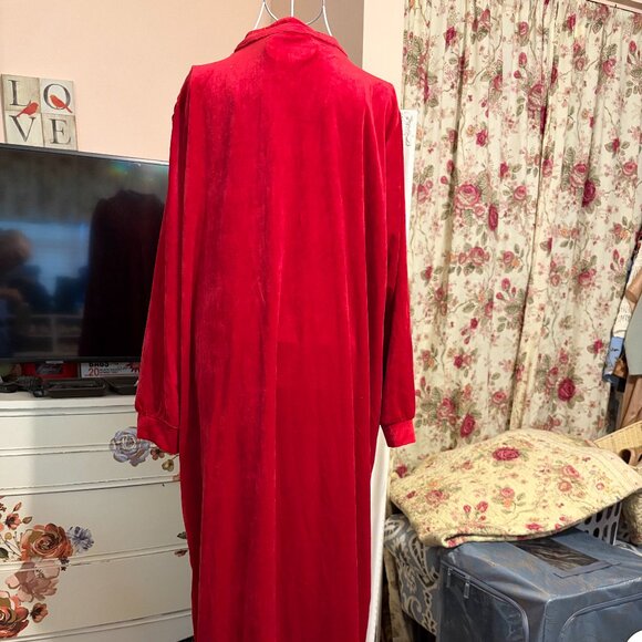Womens Plus Velour Full Length Robe, Red, by Only Necessities, sz. 22/24 - Picture 6 of 9